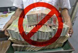 नोटबंदी से सुस्त पड़ा विनिर्माण क्षेत्र