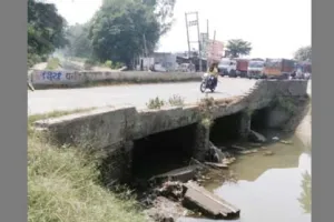 अनेदखी की मार झेल रही नहरें