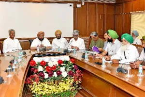 किसानों को कर्ज लौटाने की जरूरत नहीं: सीएम