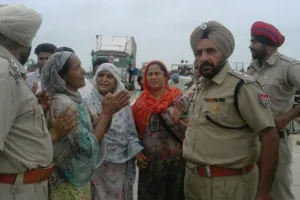 दोषियों की गिरफ्तारी की मांग को लेकर किया नेशनल हाईवे जाम