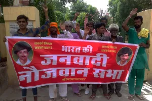 डिपू होल्डर व प्रशासन सरेआम कर रहे कालाबाजारी