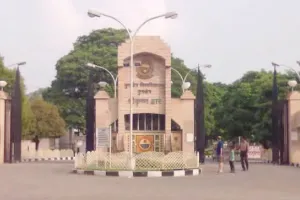 बी फार्मेसी के लिए आवेदन में एक सप्ताह और