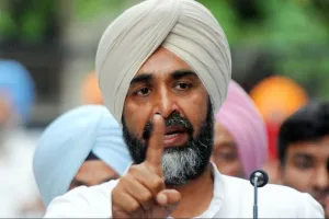 वायदे पूरे करने पर जोर