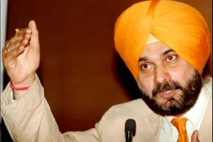 ‘किसानों को पांवों पर खड़ा करना हमारी जिम्मेदारी’