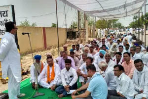 किसानों के कर्ज माफी के लिए सरकार उठाए उचित कदम: सुखदेव
