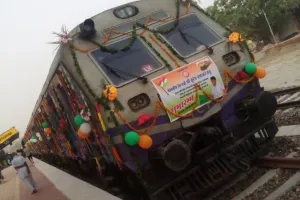 सरदारशहर-रतनगढ़ रेल मार्ग शुरु ,  केन्द्रीय रेल मंत्री ने हरी झंडी दिखाकर किया रवाना