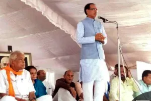 आग मत लगाओ, चर्चा करो : शिवराज की किसानों से अपील