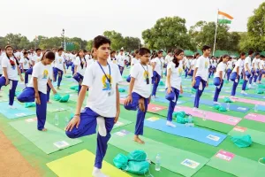 स्वास्थ्य के लिए वरदान है योगासन