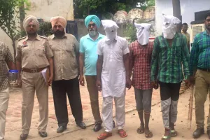 लूटपाट गिरोह के 3 सदस्य हथियारों सहित गिरफ्तार, दो फरार