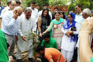 गुरुग्राम में 15 लाख पौधे लगाने का लक्ष्य : तेजपाल