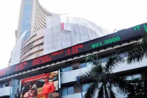 सेंसेक्स पहली बार 32,000 के पार, बना नया रिकॉर्ड