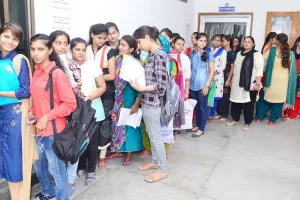 हजारों स्टूडेंट्स के अरमानों पर पानी