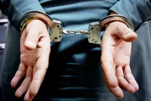 रिश्वत मामले में जीएसटी परिषद अधीक्षक गिरफ्तार
