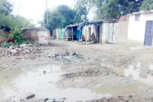 कच्चा धोबियाना बस्ती, एक दशक से विकास को तरसी