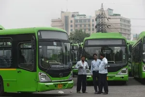 शिवाजी स्टेडियम बस टर्मिनल में गोलीबारी, चार गिरफ्तार