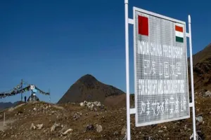 2 हफ्ते में भारतीय सेना को खदेड़ देंगे: डोकलाम पर चीन