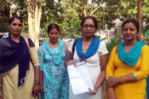 आंगनवाड़ी वर्कर पर दर्ज झूठे मुकदमें रदद करने की मांग