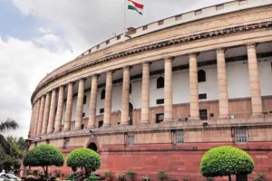 विरोधी ब्यानबाजी तक न सीमित हो राजनीति