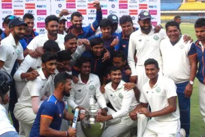 रणजी चैम्पियन विदर्भ के सिर सजा ईरानी कप का ताज