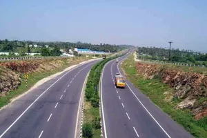 नैशनल हाईवे सड़क निर्माण की मांग