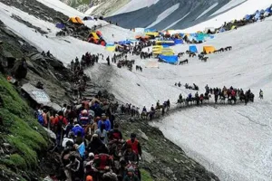 कड़ी सुरक्षा के बीच अमरनाथ यात्रा शुरू