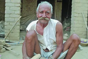 पंजाब विलेज लैंड नियम बना मजाक