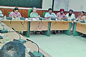 डेंगू व चिकनगुनिया की रोकथाम संबंधी बैठक आयोजित