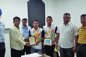 6 गोल्ड व 4 सिल्वर मैडल जीतने वाले खिलाड़ियों को डीसी ने किया सनमानित