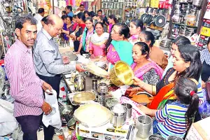 सावधान। कहीं आपको ठग तो नहीं रहा दुकानदार