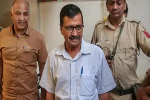 दिल्ली पर मंडराया बाढ़ का खतरा, केजरीवाल ने बुलाई आपात बैठक