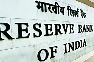 मोबाईल इंटरनेट से फैलता ठग्गी का जाल रुकना चाहिए