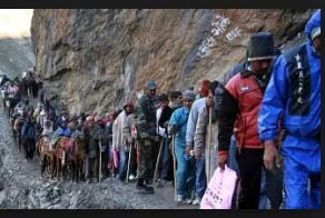 1.76 लाख श्रद्धालुओं ने किए बाबा बर्फानी के दर्शन