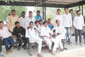 निजी बसों संचालकों पर मनमर्जी से किराया वसूलने का आरोप