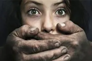 शर्मनाक: चार साल की बच्ची से किया दुराचार