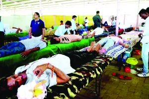 बरनावा आश्रम में 1753 यूनिट रक्तदान
