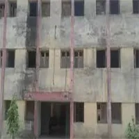 छात्रावास की तीन बालिकाओं ने खाया जहर, अस्पताल में भर्ती