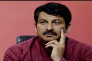 सीलिंग मामला: मनोज तिवारी को सुप्रीम कोर्ट की फटकार