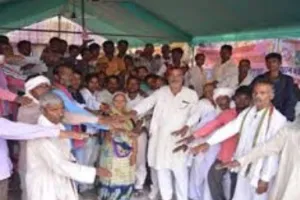 मांगों पर दो ध्यान वरना हर चुनाव में करेंगे बहिष्कार : बिदुआ