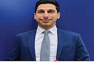 यूनान के विदेश मंत्री ने दिया इस्तीफा
