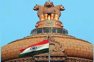 राजनीतिक फैसलों में खोया भारतीय लोकतंत्र