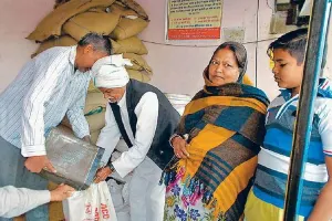 नवंबर से गरीब परिवारों को गेहूं के साथ मिलेगा बाजरा