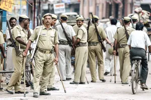 पुलिस का यह चरित्र तो सर्वत्र है