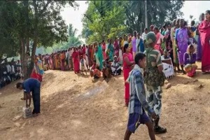 छत्तीसगढ़: पहले चरण की 18 सीटों पर तीन बजे तक 65 प्रतिशत मतदान