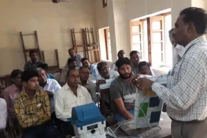 कठपुतली, वाहनों पर लगे बैनर मतदाता जागरूकता का दे रहे है संदेश