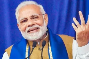 मोदी और पैंस ने वैश्विक सामरिक साझीदारी पर बातचीत की