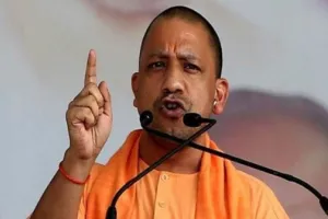 देश में विकास के लिए कांग्रेस कोई विकल्प नहीं: योगी