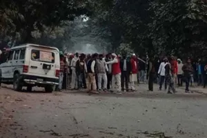 गाजीपुर हिंसा : हेड कॉन्स्टेबल की हत्या के मामले में 102 पर मुकदमा, 12 गिरफ्तार