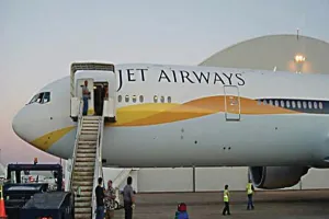 जेट एयरवेज की 14 उड़ानें रद