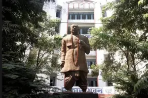 जौनपुर में लौह पुरुष की 68 वी पुण्यतिथि दी गयी श्रद्धांजलि