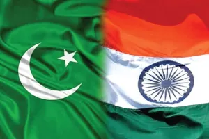 पाक की पुरानी आदत है दोगली नीतियां
